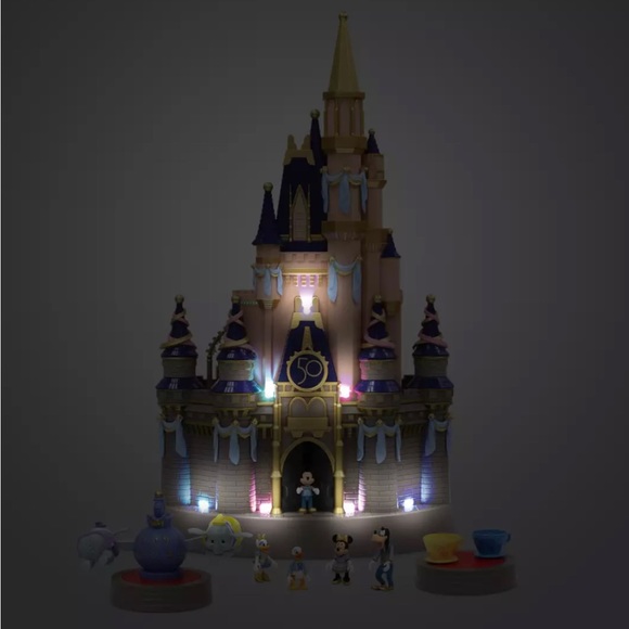 Disney Cinderella Castle Light-Up Play Set – Walt Disney World 50th Anniversary - Picture 6 of 11